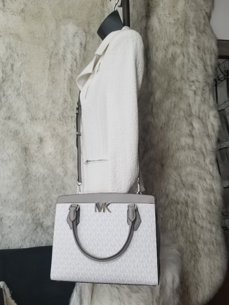 Michael Kors 4pcs BAG CASE WRISTLET POM - Picture 7 of 11